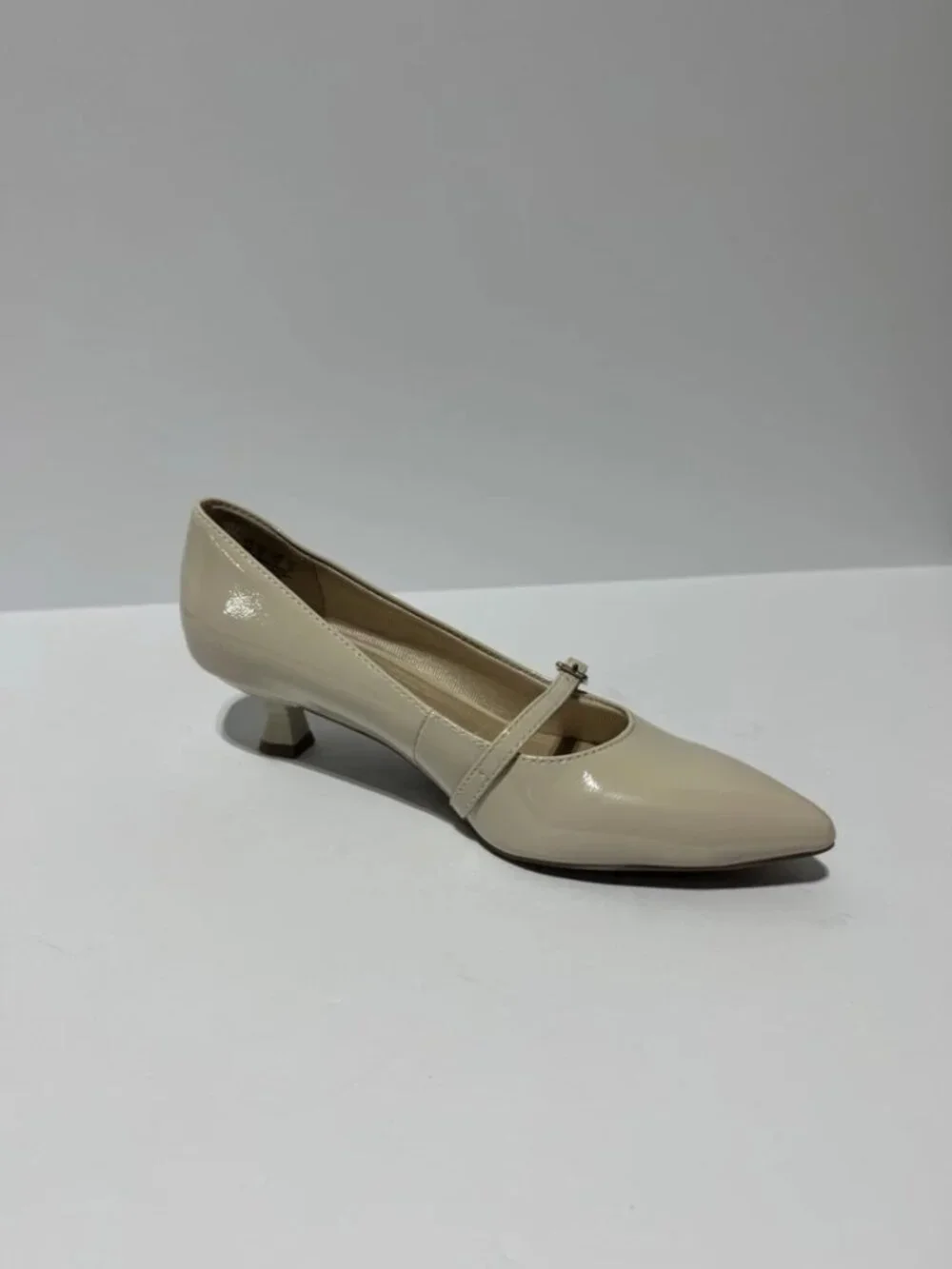 Lifestride Womens Madelyn Pump Heels Size 5 M